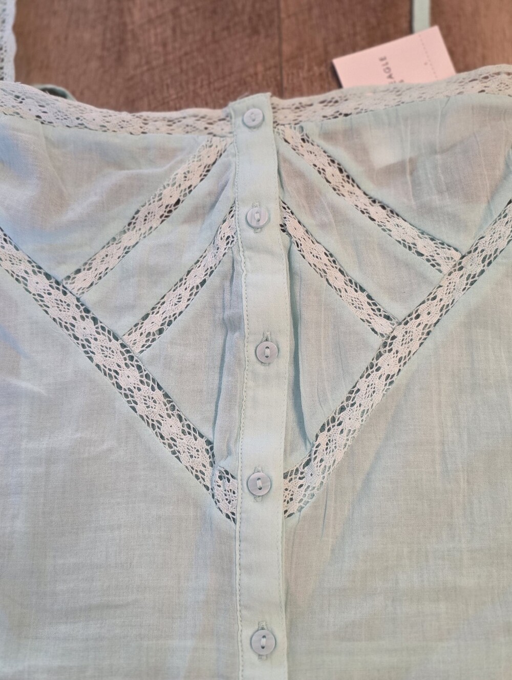 American Eagle Outfitters Mint Lace-Trim Button-Front Cropped Top. Size XL. NWT - Picture 4 of 8